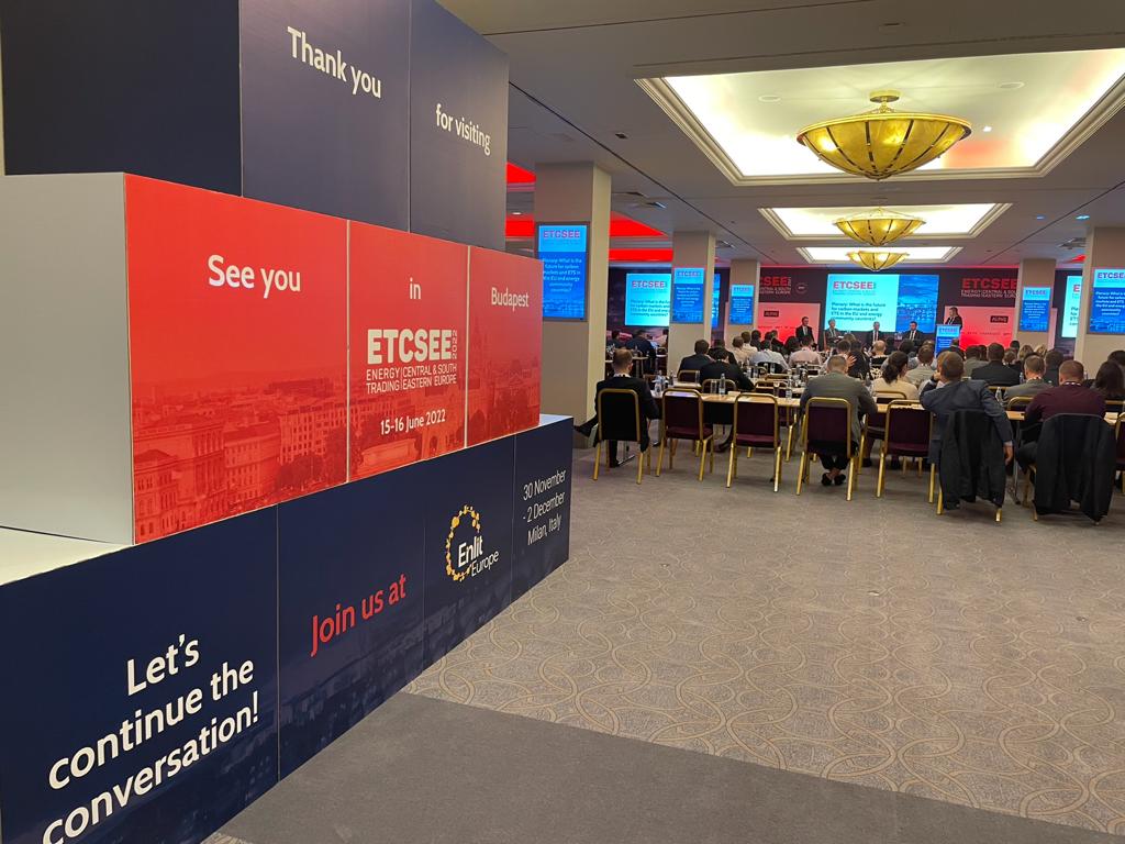 0338cdbb a2c1 4802 beb4 c20eef250e0b